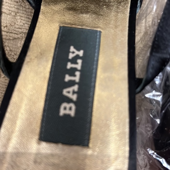 Gorgeous satin black shoes by Bally! So elegant! Size 7, very good comdition, - Picture 4 of 7
